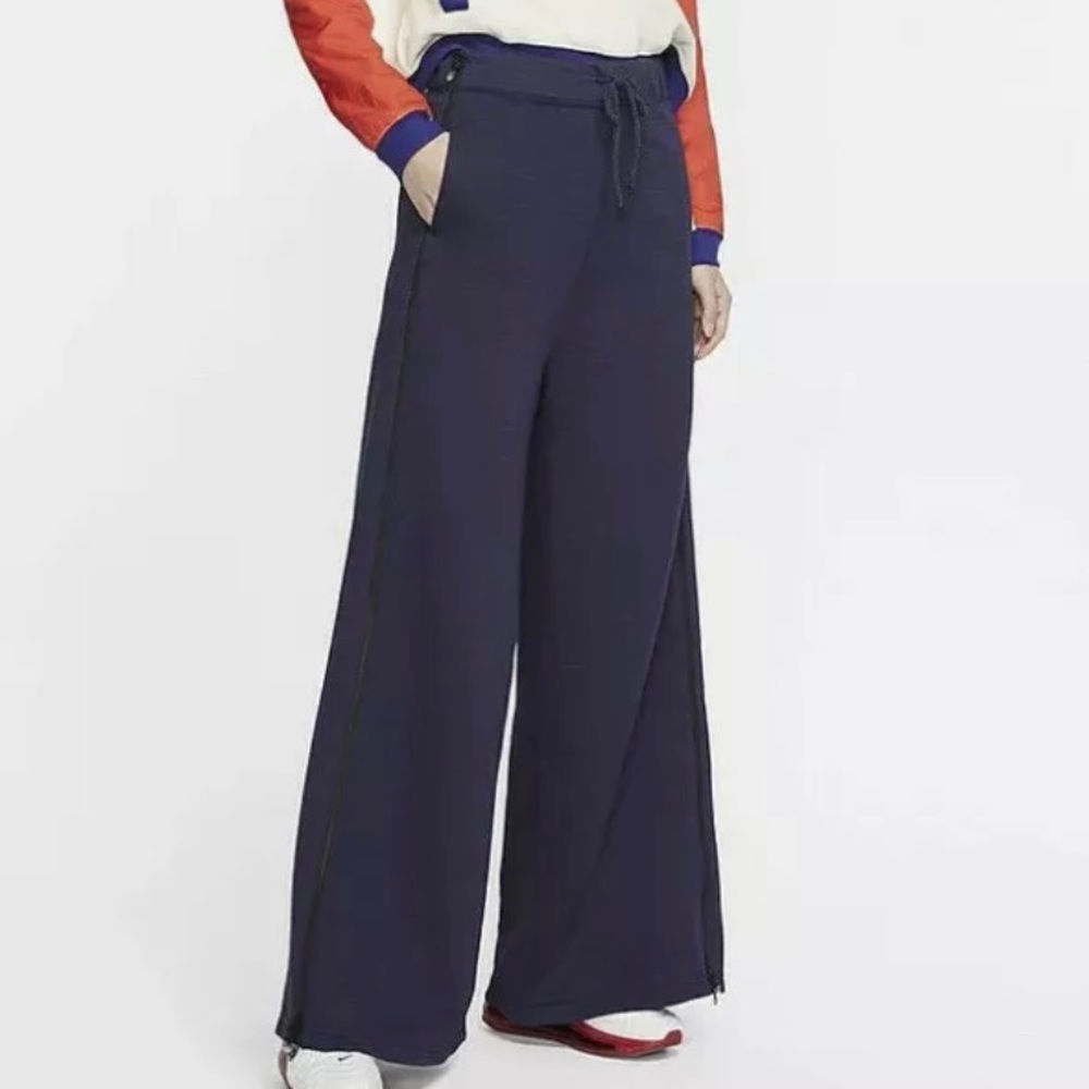 Nike Women's Sportswear City Ready Woven Fleece Pants Size Small CK7920-498.